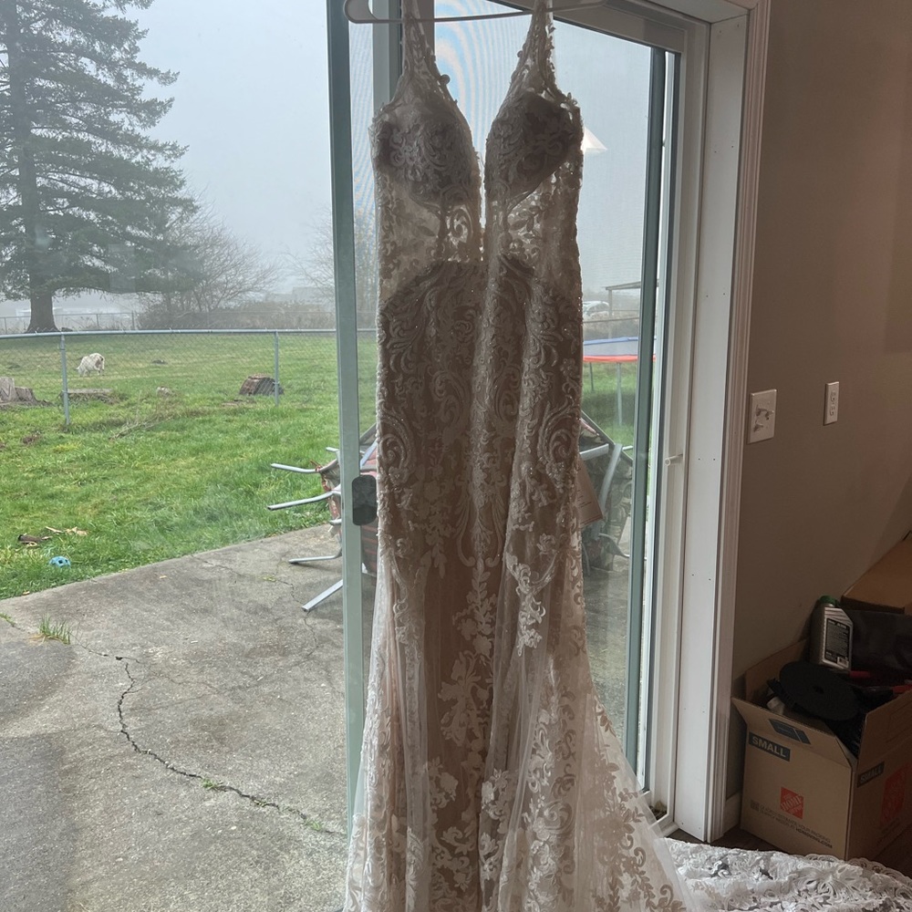 Martina Liana wedding dress size 18.